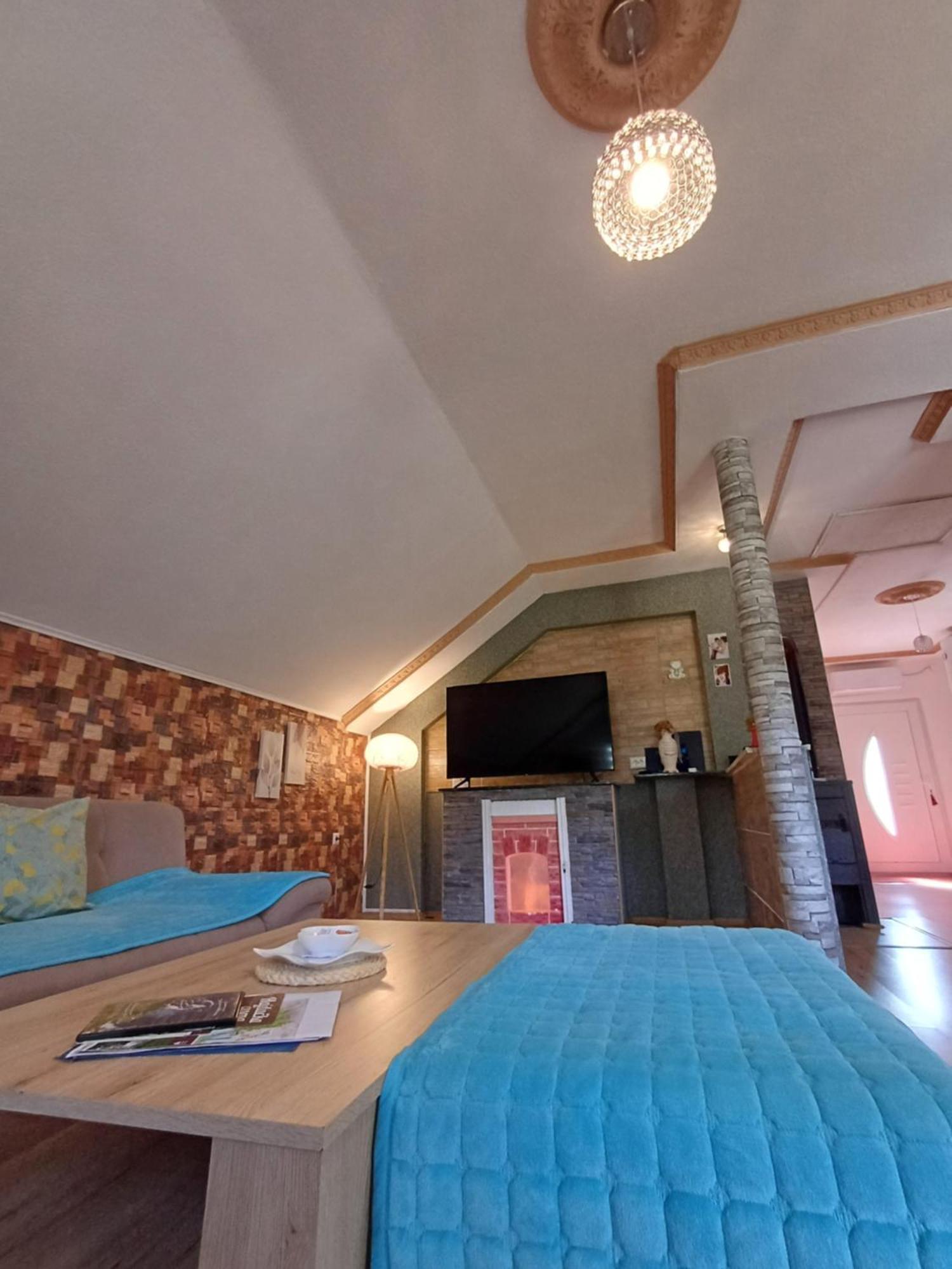 Apartman Denis Una Luzine 外观 照片